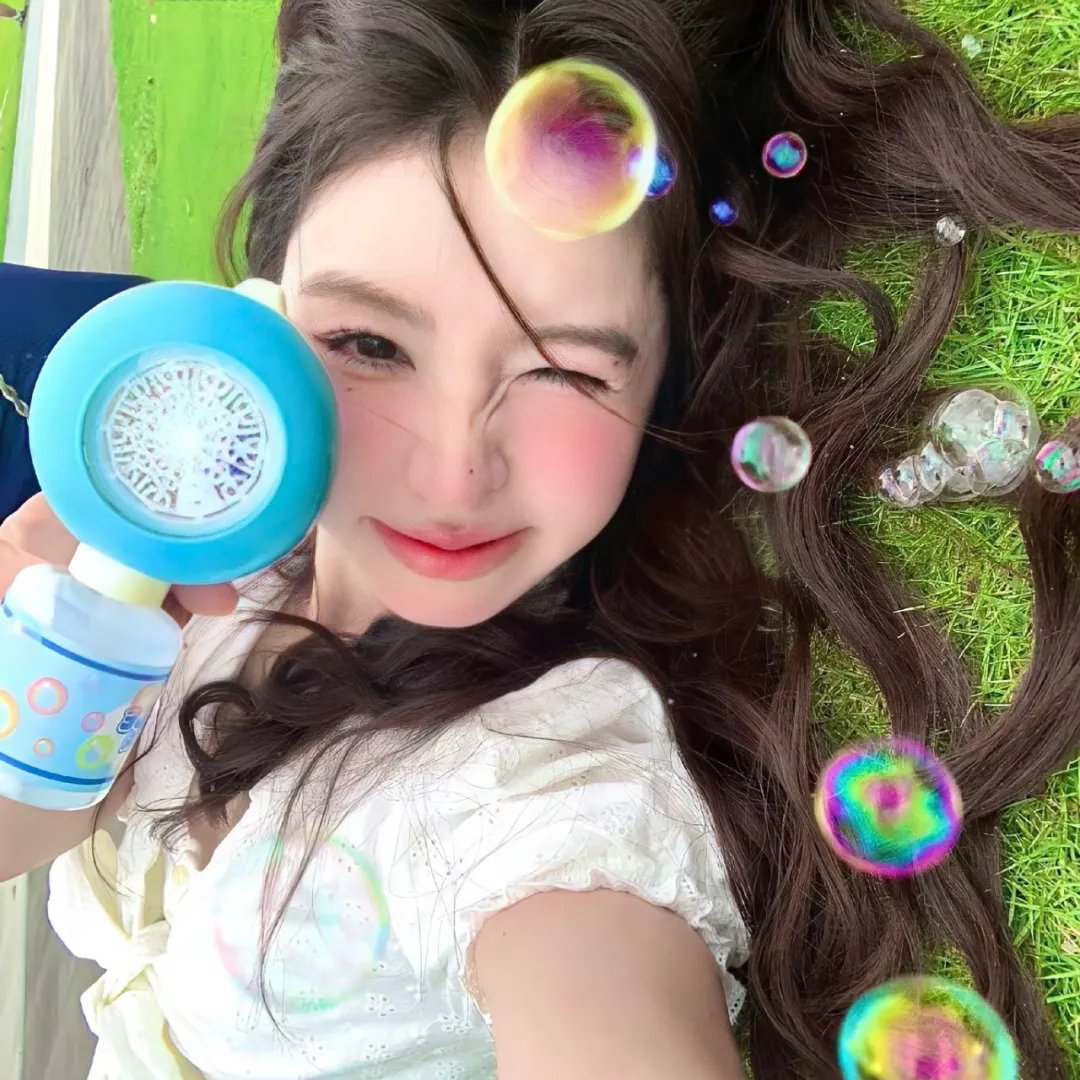诚邀辣妹：网络性与爱在线观看封面
